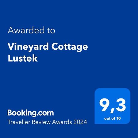 Vineyard Cottage Lustek 新梅斯托 外观 照片